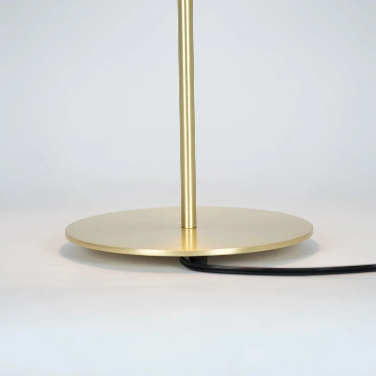 Jujube Table Lamp